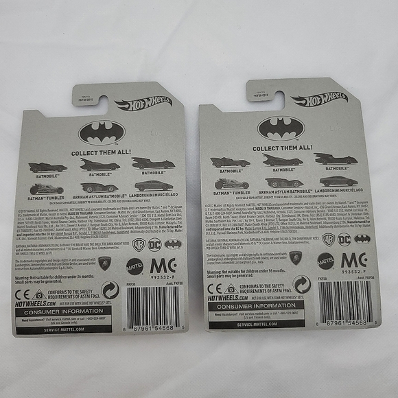 Hot Wheels DC Batman Batmobile - Picture 2 of 2